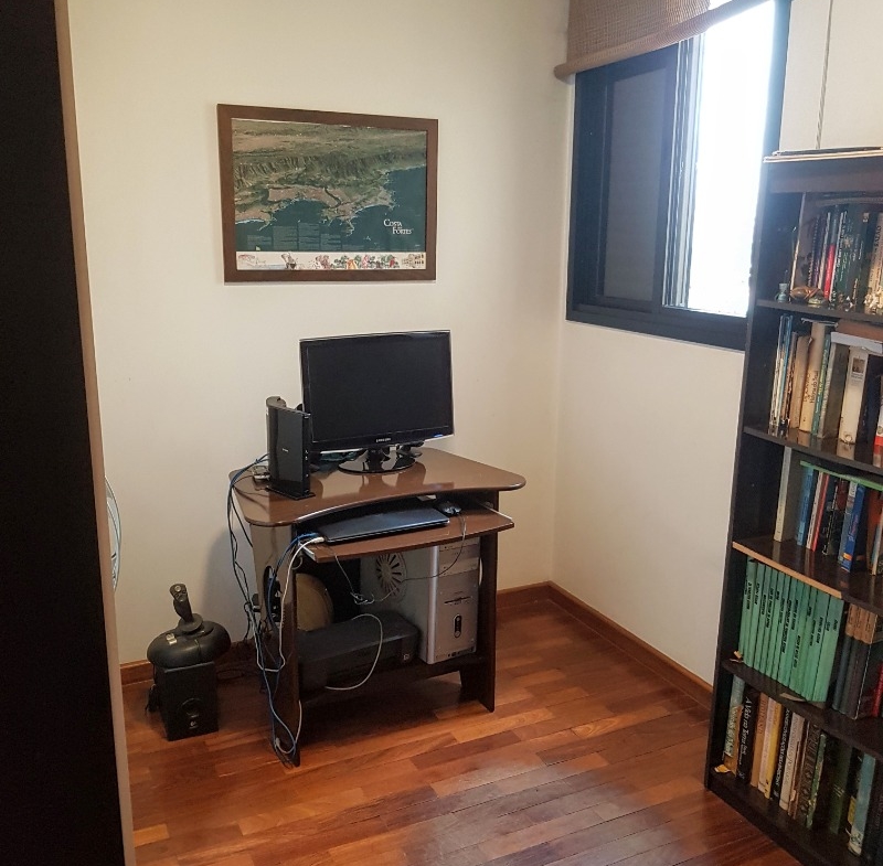 800