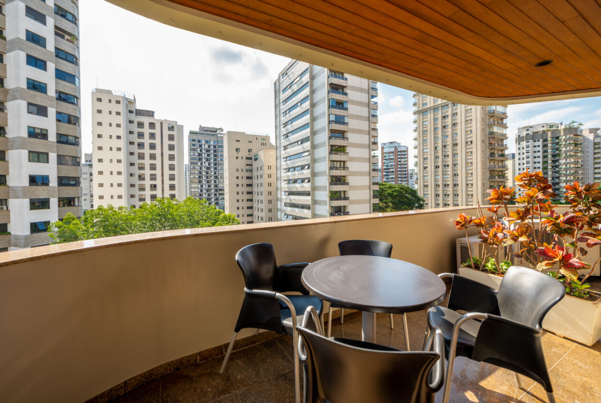 1170